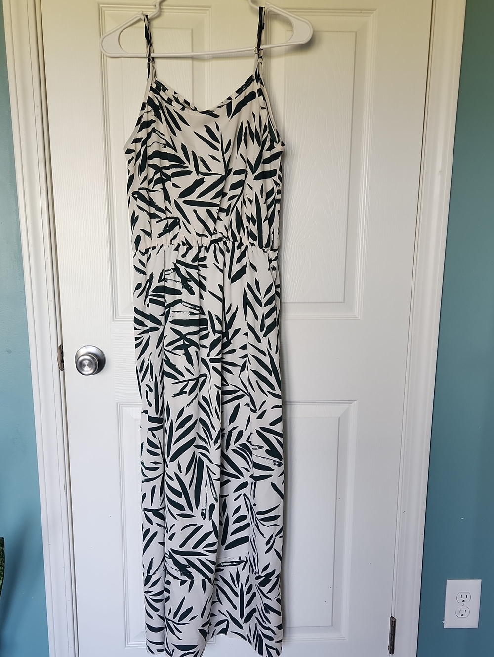 Women's Sun Dress Size M/L White And Green
